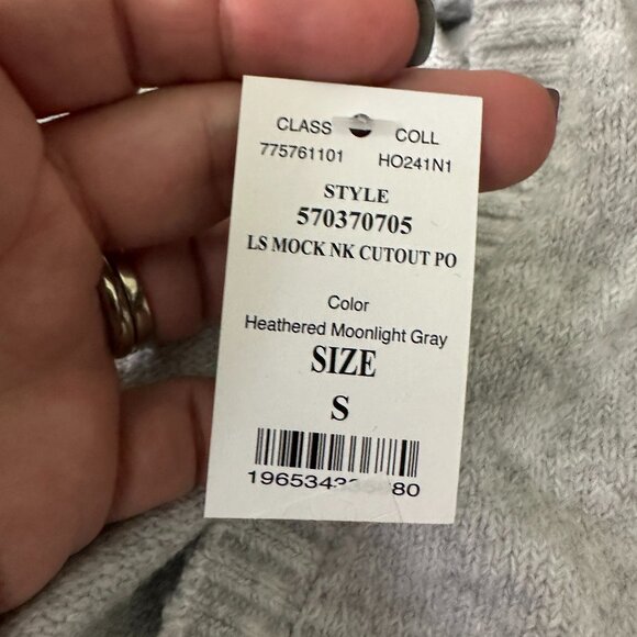 NWT White House Black Market Mock Neck Cutout Sweater Moonlight Gray S #WHBM24 - Picture 5 of 8